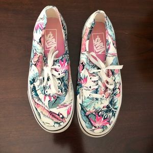 Vans classic lace up sneaker